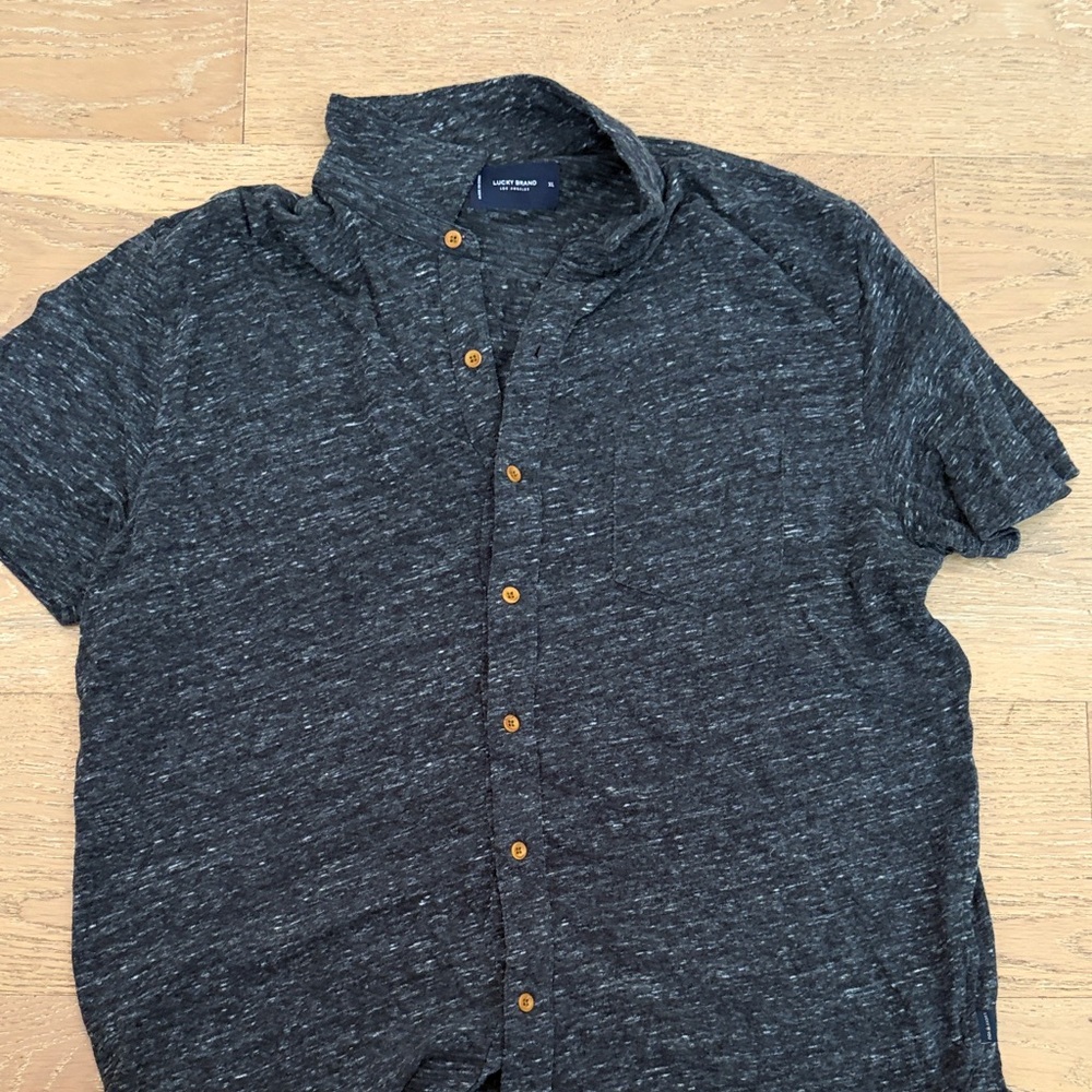 Lucky Brand Dark Heather Gray Short-Sleeve Button Shirt